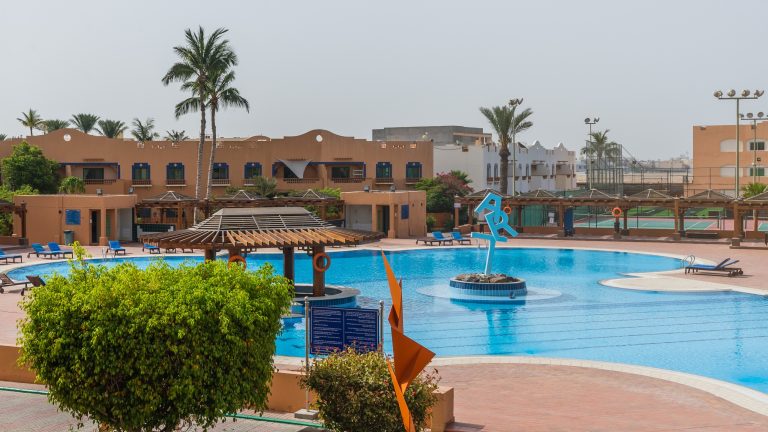 Why Compounds in Jeddah Offer the Perfect Blend of Comfort and Community