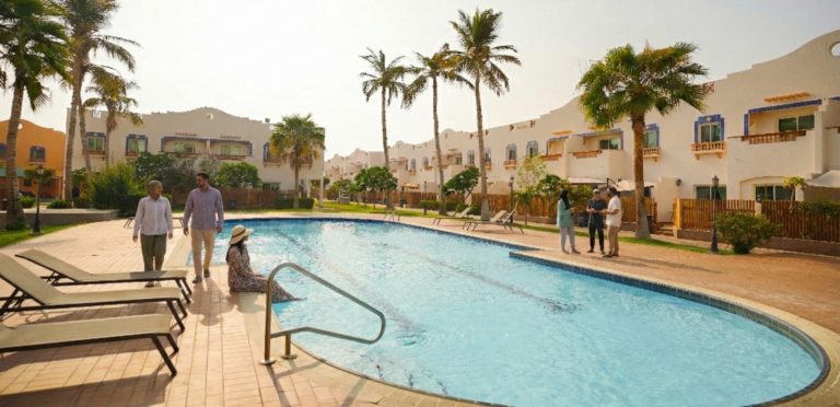 From Morning Walks to Evening Gatherings: Everyday Life at Al Basateen Village